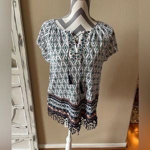 Signature Studio - Women Top - Blouse - Shirt - Size: Large